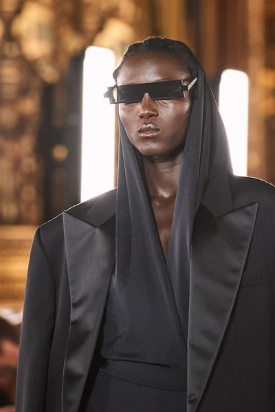 Look 141
